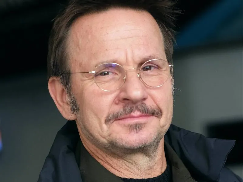 Bartłomiej Topa: odkryj biografię i najważniejsze role w filmowej karierze aktora