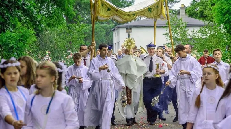 Boże Ciało – odkryj fascynującą obsadę i ich niezapomniane role