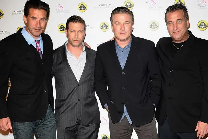 Bracia aktorzy: Odkryj sekrety ich życia i niezwykłych ról w popularnym serialu