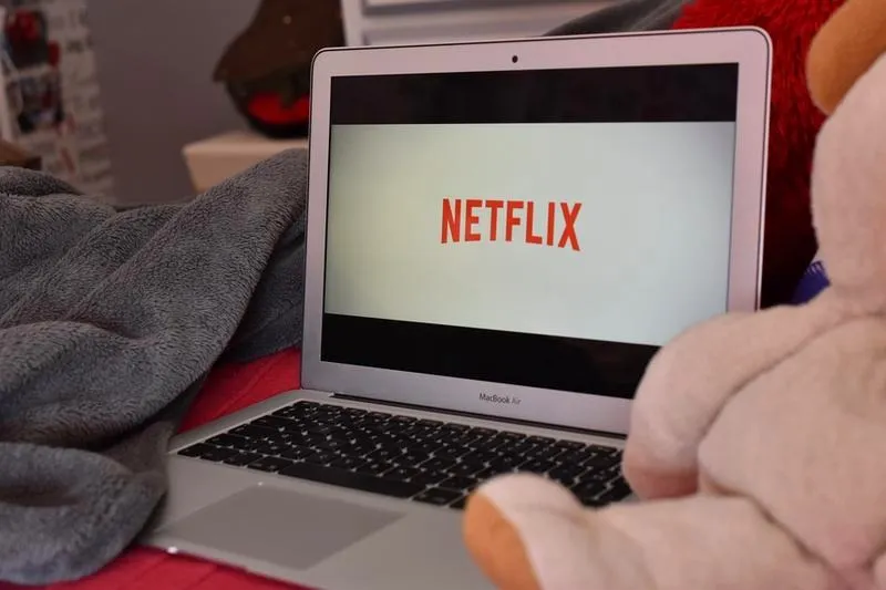 Jak zainstalować Netflix na laptopie? Prosta instrukcja krok po kroku