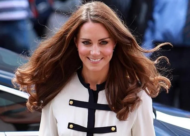 Kreacje na czerwonym dywanie