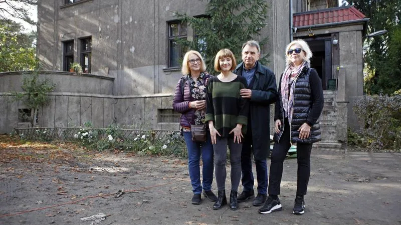 Premiera Dom pod dwoma orłami