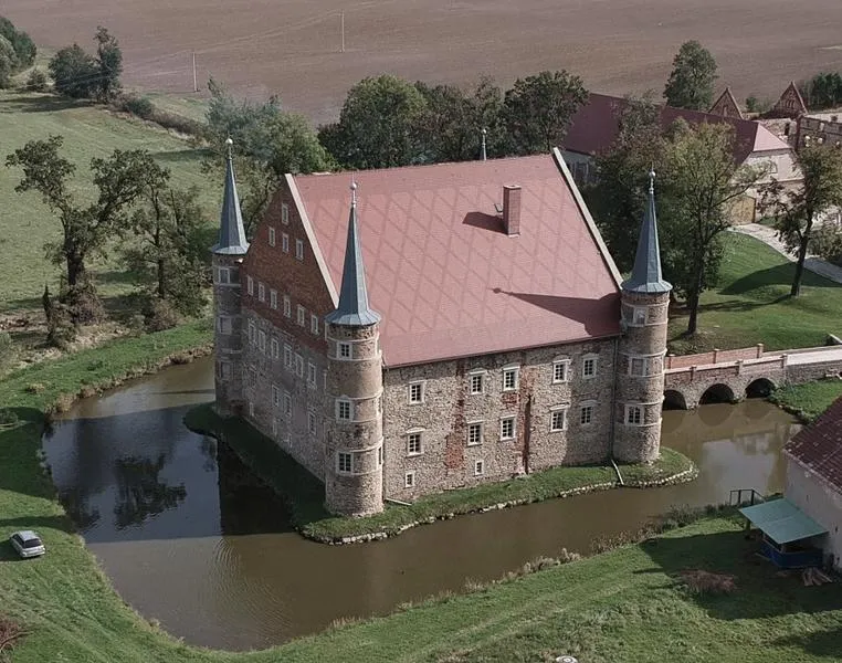 Zamki obronne w architekturze